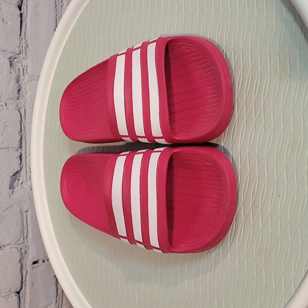 Adidas Pink Slides sz little girls k5